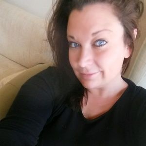 Meet your Posher, Candace
